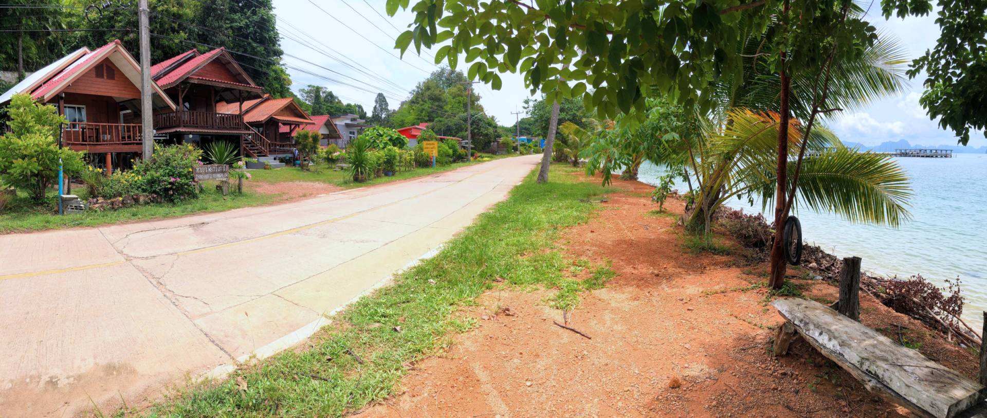 Tha Khao Pier Bungalow