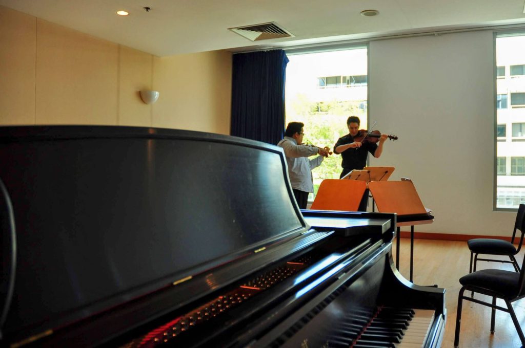 Practice by Robert Gupta, Street Symphony, LA Phil, Disney Concert Hall by Frank Gehry– Mohammad Tauheed